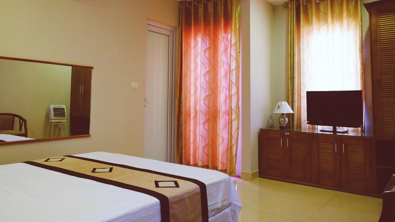 Ba Sao Hotel Hanoi Buitenkant foto